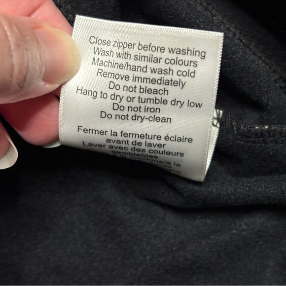 Mondetta Vela Reflective Black Camo 1/4 Zip Size Small - Picture 7 of 8